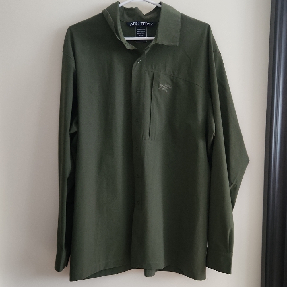 Arc'teryx Button Down (Vintage Style)